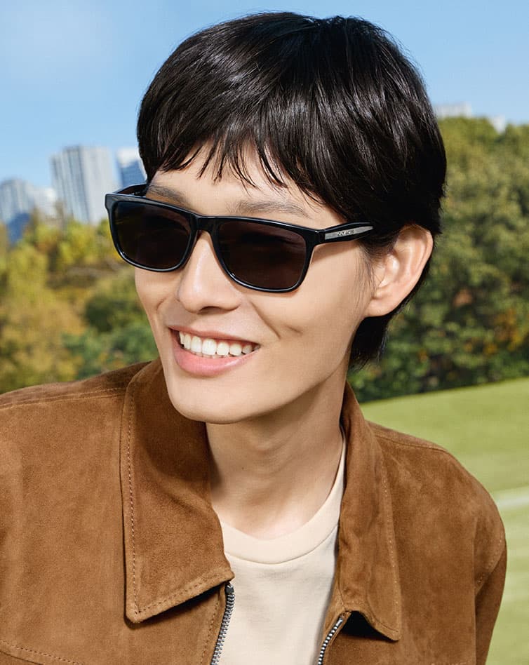 Coach HC8454U Sunglasses